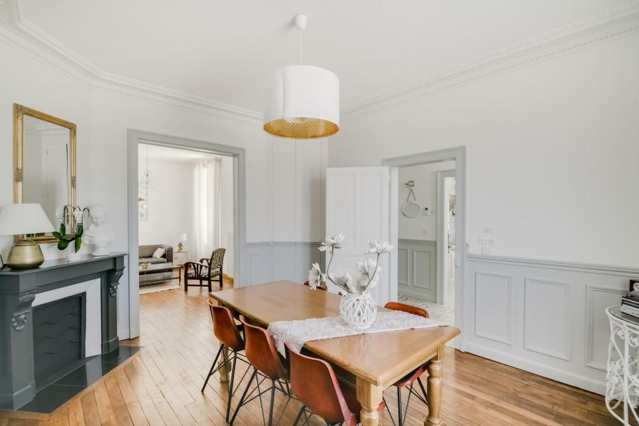 Maison Qui S'Y Frotte S'Y Pique Robert-Espagne Ngoại thất bức ảnh