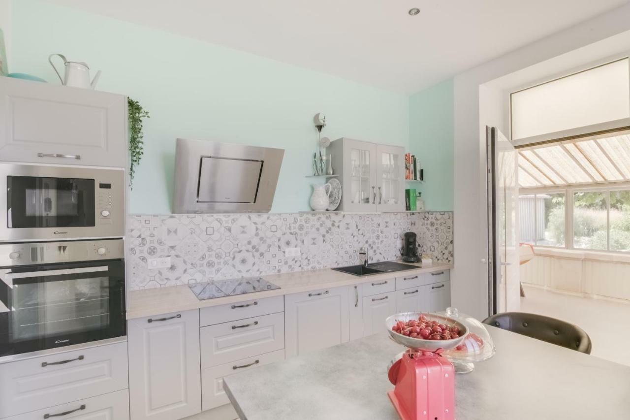 Maison Qui S'Y Frotte S'Y Pique Robert-Espagne Ngoại thất bức ảnh