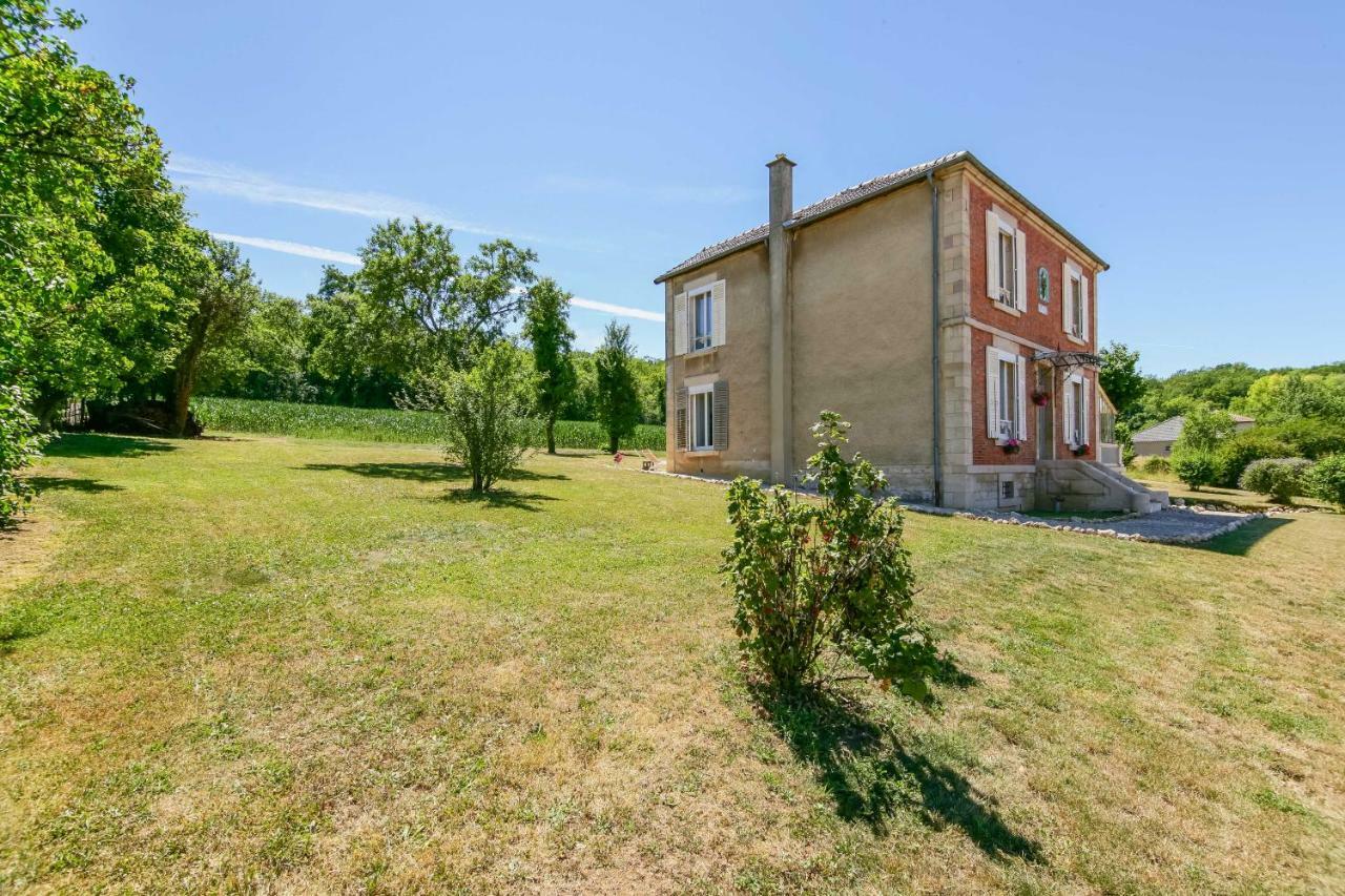 Maison Qui S'Y Frotte S'Y Pique Robert-Espagne Ngoại thất bức ảnh