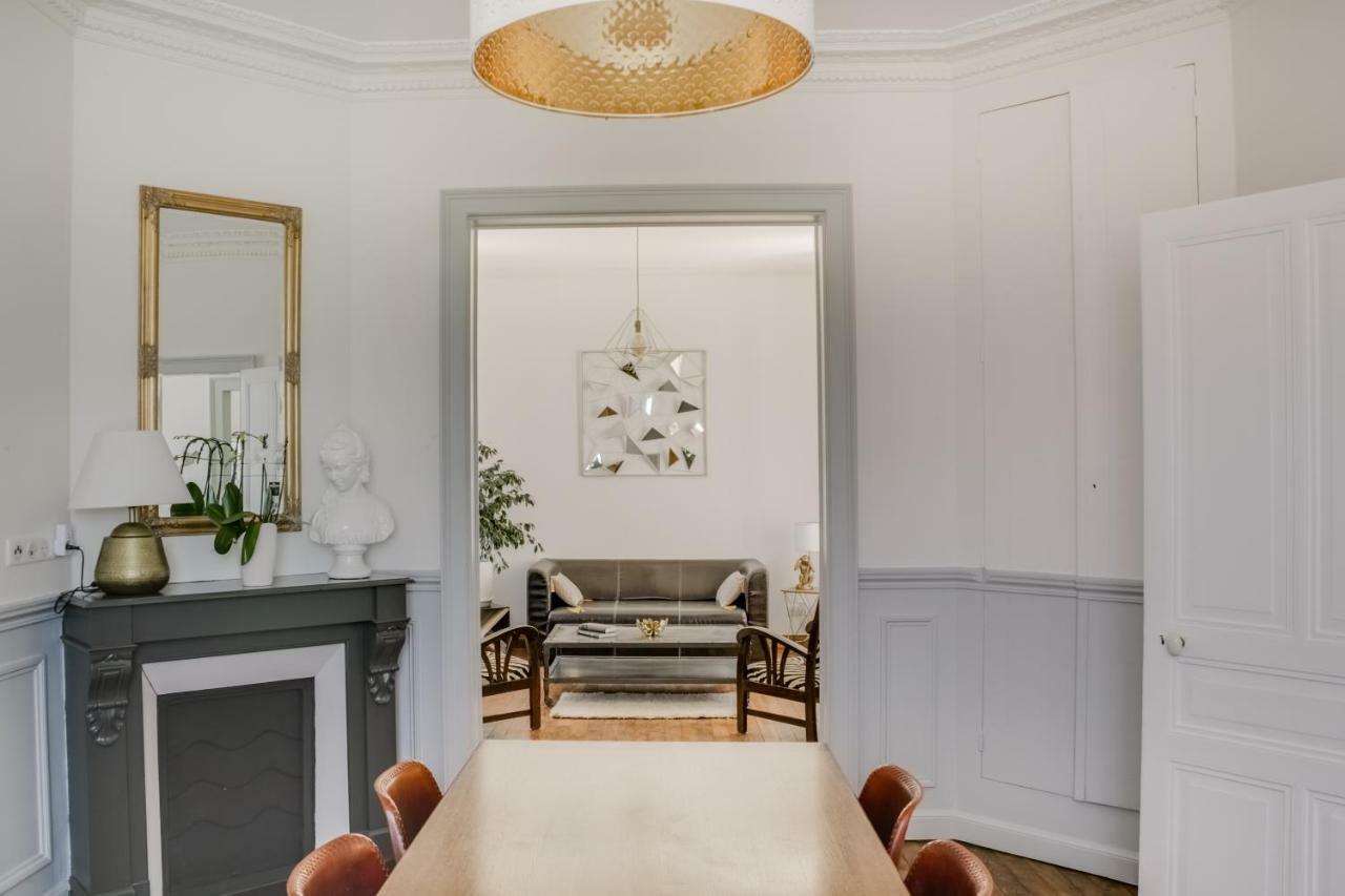 Maison Qui S'Y Frotte S'Y Pique Robert-Espagne Ngoại thất bức ảnh