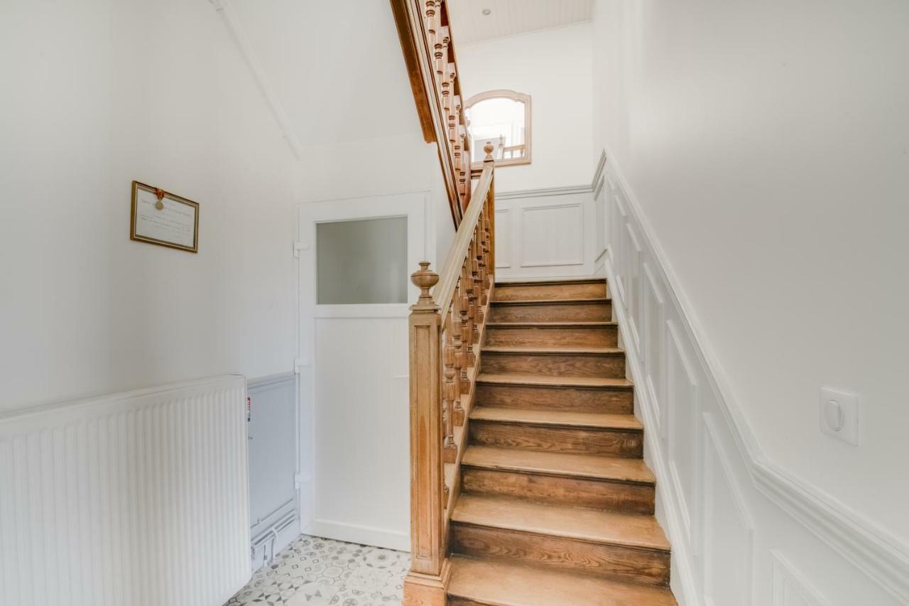 Maison Qui S'Y Frotte S'Y Pique Robert-Espagne Ngoại thất bức ảnh