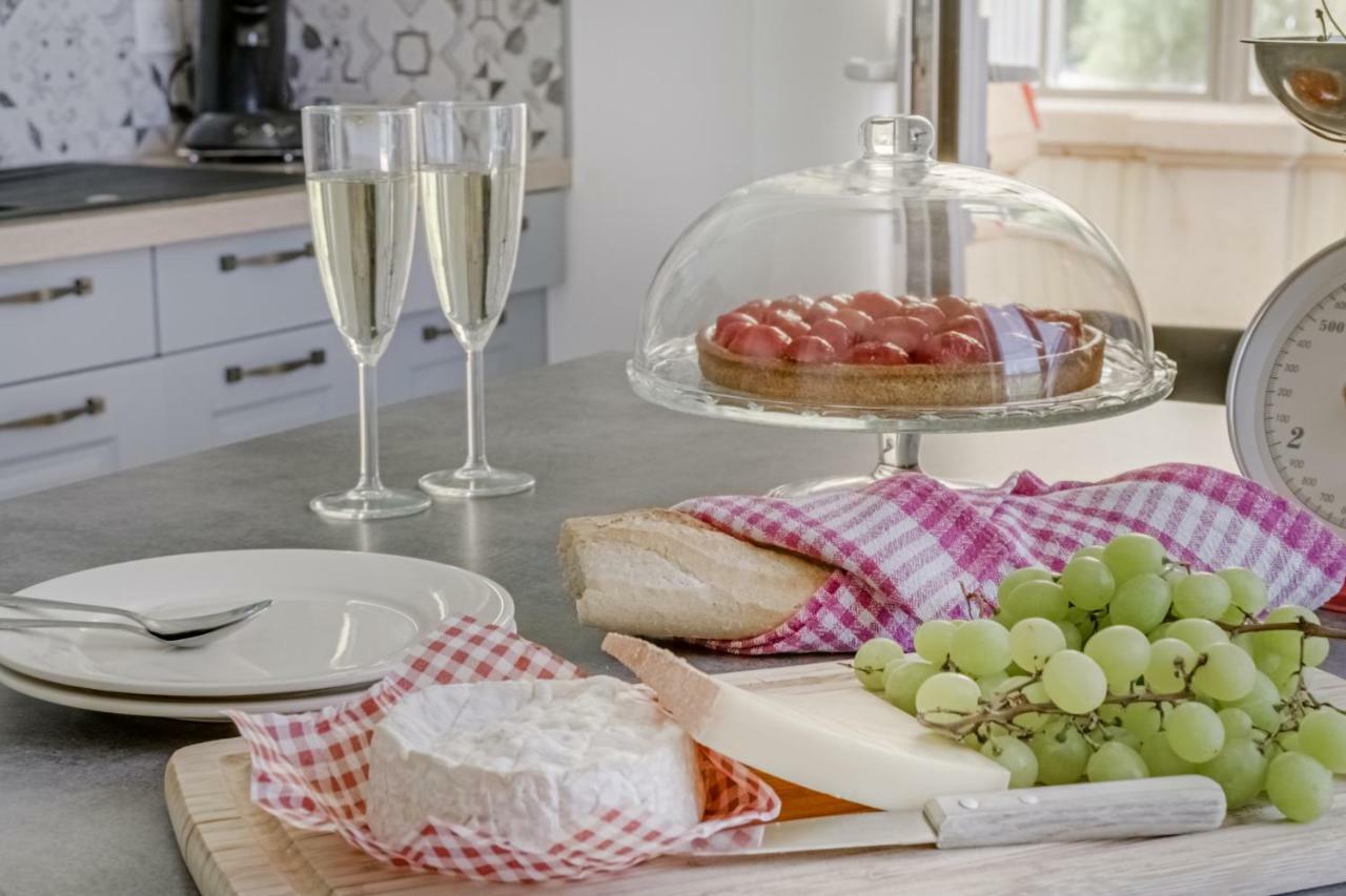 Maison Qui S'Y Frotte S'Y Pique Robert-Espagne Ngoại thất bức ảnh